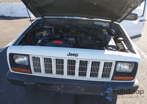 1998 Jeep Cherokee Classic/Sport from USA, damaged, VIN 1J4FT68S7WL249133